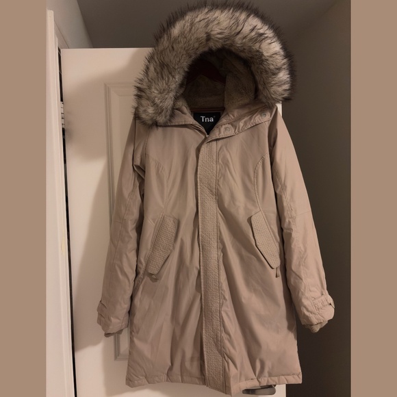 Aritzia Jackets & Blazers - TNA Summit Parka